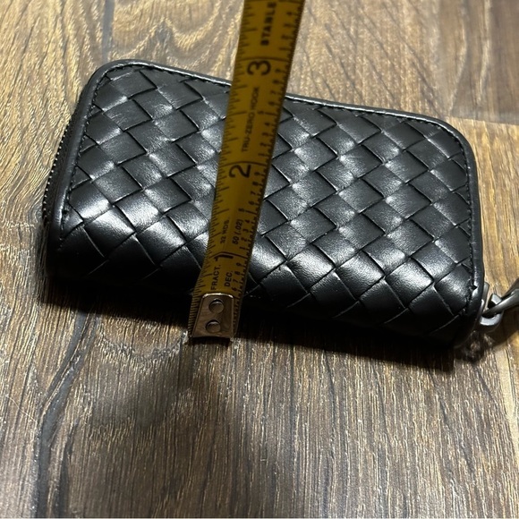 BOTTEGA VENETA coin case wallet card case intrecciato leather black unisex - Picture 6 of 16